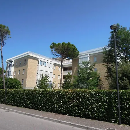 Apartman Precious Flat 100mt From The - Beahost *