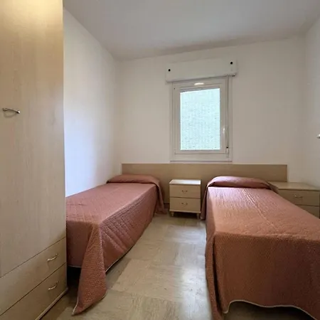 Appartement Precious Flat 100mt From The - Beahost