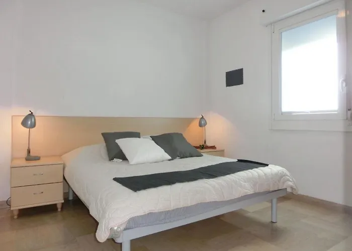 Precious Flat 100mt From The - Beahost